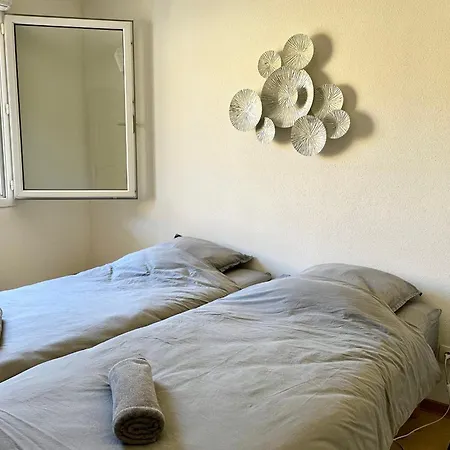 Hébergement de vacances E20 Les Naiades- 2 Bedrooms For 5 People !